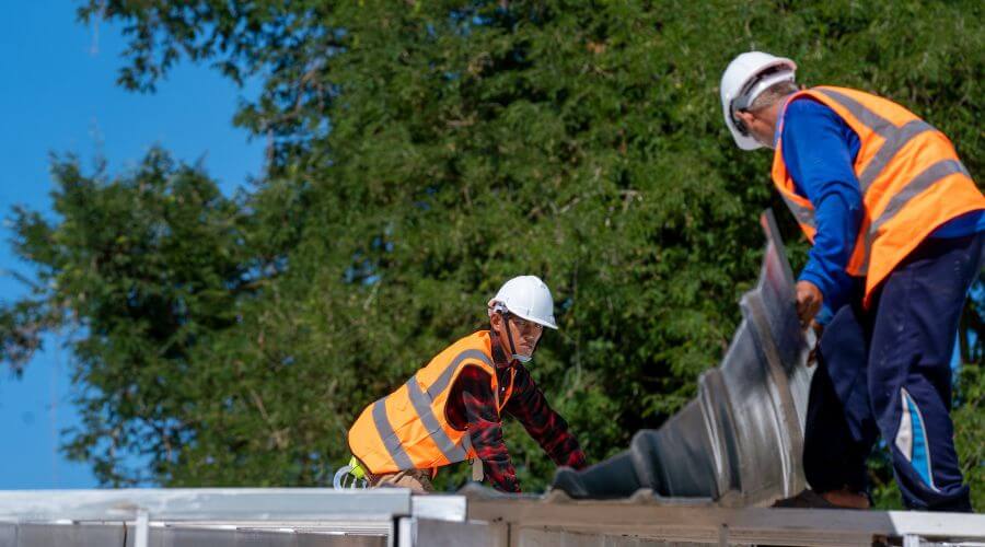 Expert Emergency Roof Repairs services in North Anson, ME